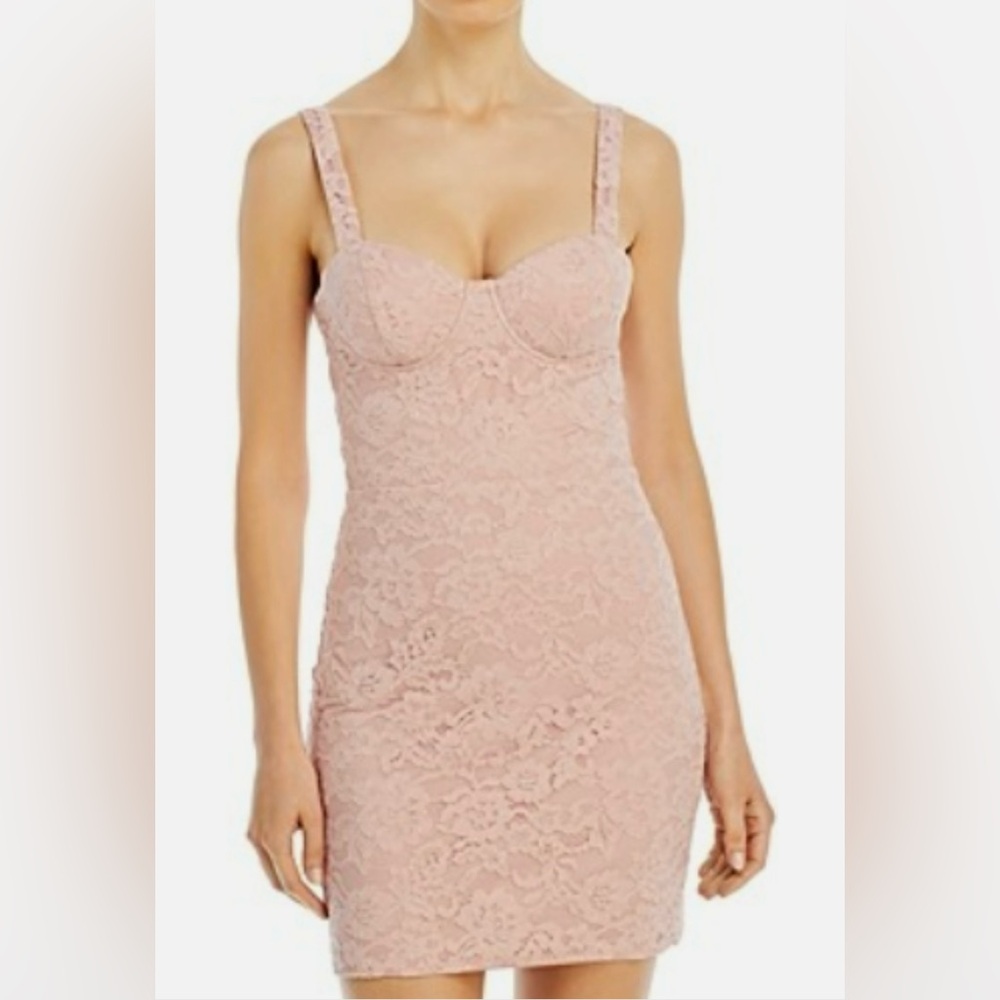 NWT. AQUA Lace Bustier Mini Bodycon Sweetheart Neck Back Zip